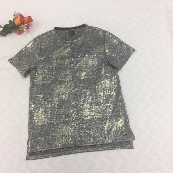 Shirt - Picture 2 of 7